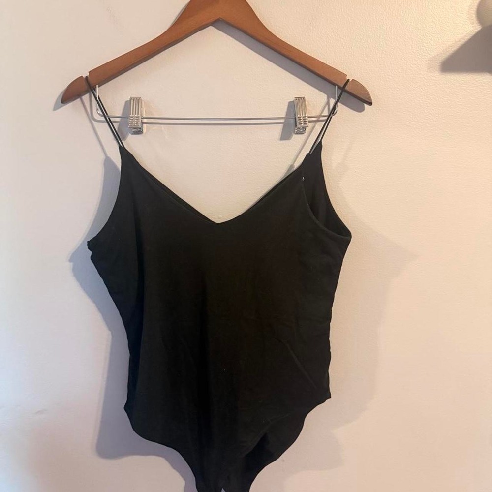 Gaze black bodysuit in size M